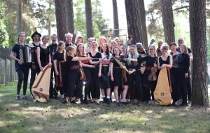 Sibelius-Akatemian Folk Big Band: Katrilli toisesta elämästä